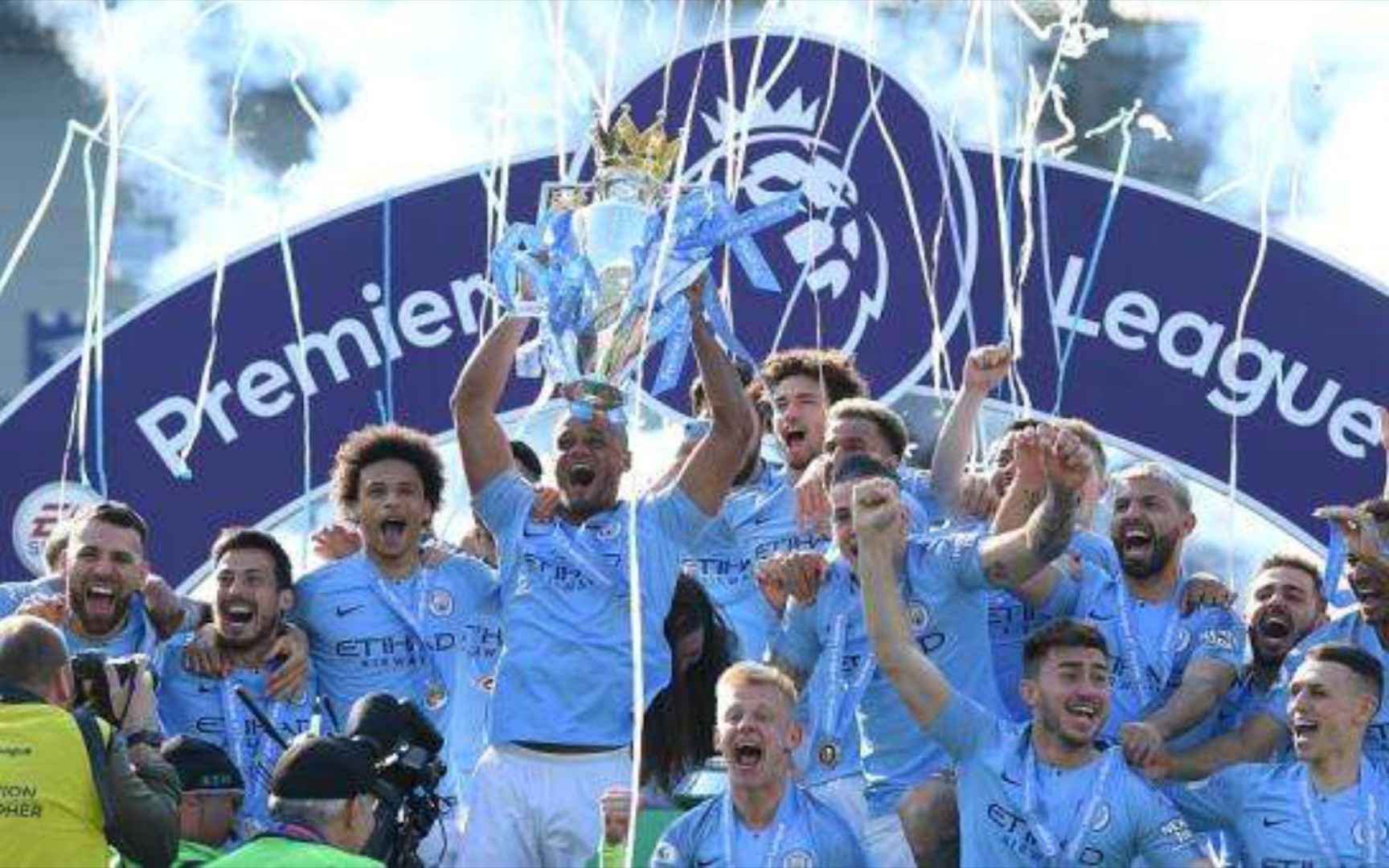 国家队对球 国家队对球